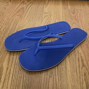NEW Rothy's splash The Flip Flop Blue women Size 9